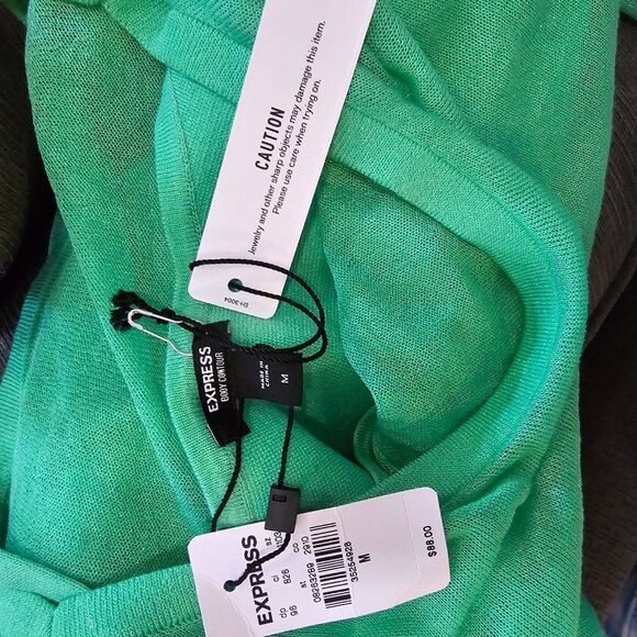 Express Women's Green Sheer Boat Neck Dolman Sleeve Cropped Sweater Size Medium - Picture 12 of 12